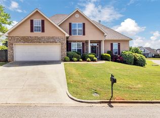 102 Mill Ridge Ct, Prattville, AL 36066