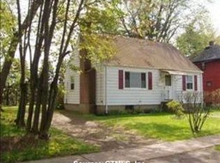 74 Skitchewaug St, Windsor, CT 06095