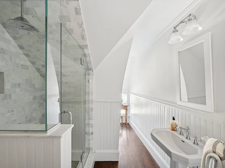 65 Herrick Rd — Photo 27