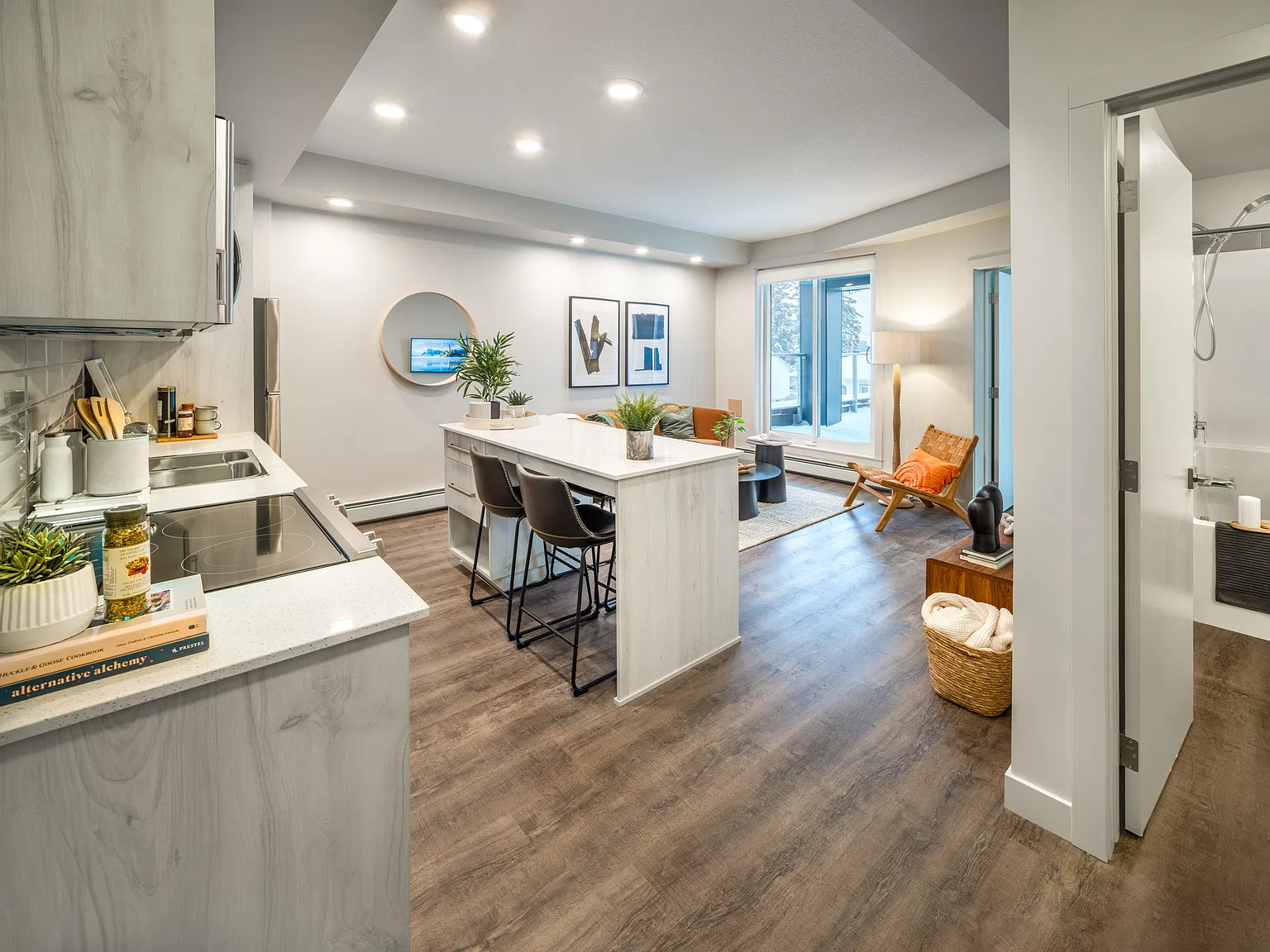 Catalyst Luxury Residences — Photo 3