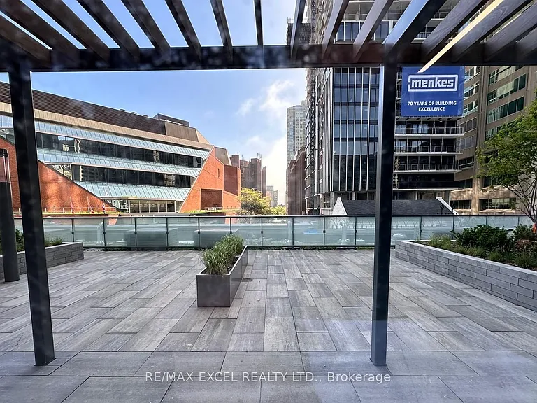 8 Cumberland St #1808 — Photo 32