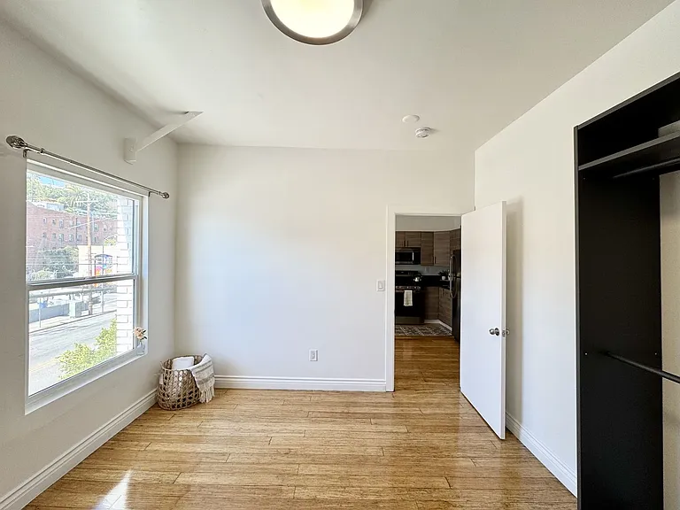 1101 Westerly Terrace — Photo 34