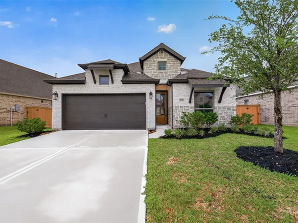 8758 Harbor Pines Dr, Cypress, TX 77433