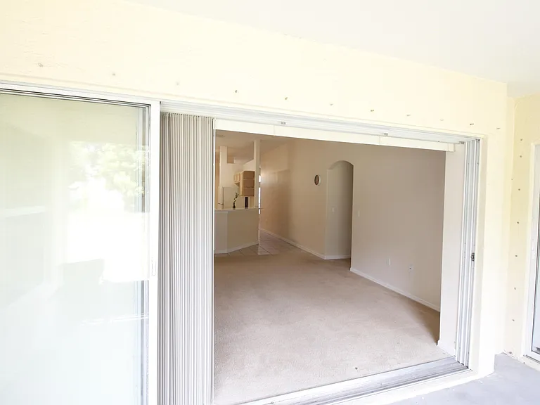885 Tavernier Cir NE — Photo 25