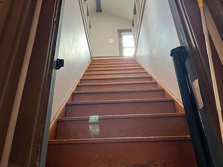 196 Old Town Rd — Photo 10