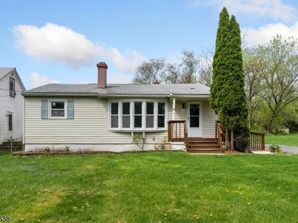 23 Clinton Ave, Port Murray, NJ 07865