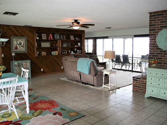 3rd image of 5021 Sunrise Dr