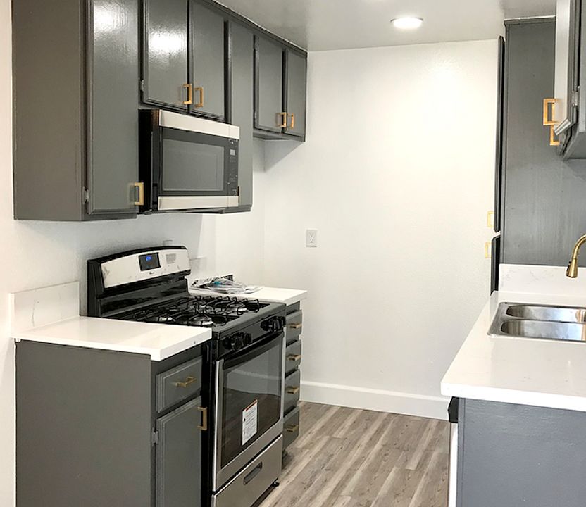 1st image of 14755 Victory Blvd APT 106
