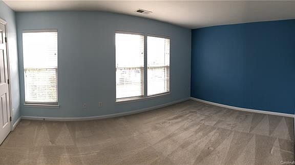4th image of 10390 Alexander Martin Ave