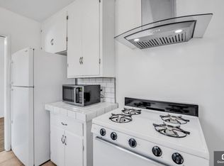 348 S Carmelo Ave, Pasadena, CA 91107