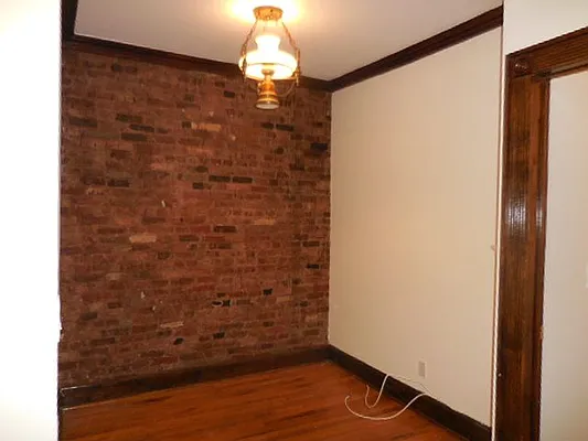 Rented by Aimee Grodanz, LREB | media 15