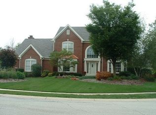 9147 Pointe Ct, Fishers, IN 46037