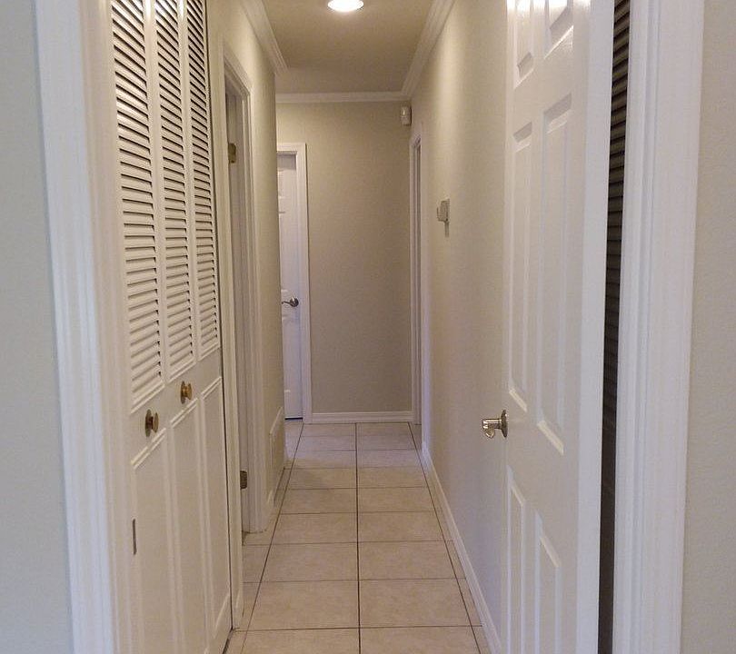 1st image of 4261 Worthington Dr