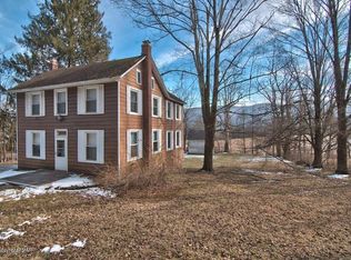 1297 Kemmertown Rd, Stroudsburg, PA 18360