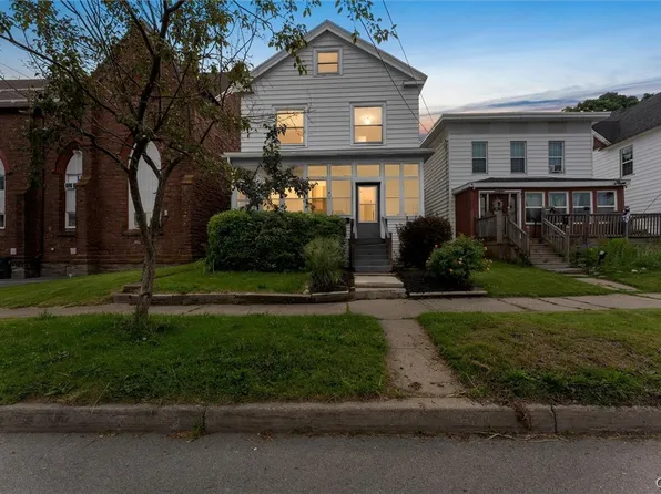 131 E 2nd St, Oswego, NY 13126