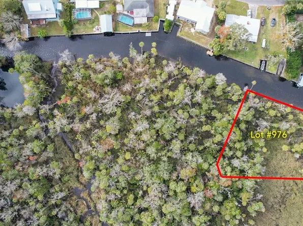 976 N Michael Brunn Poin, Crystal River, FL 34429