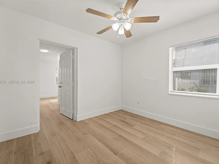 255 Beacom Blvd #DOWNSTAIRS — Photo 13
