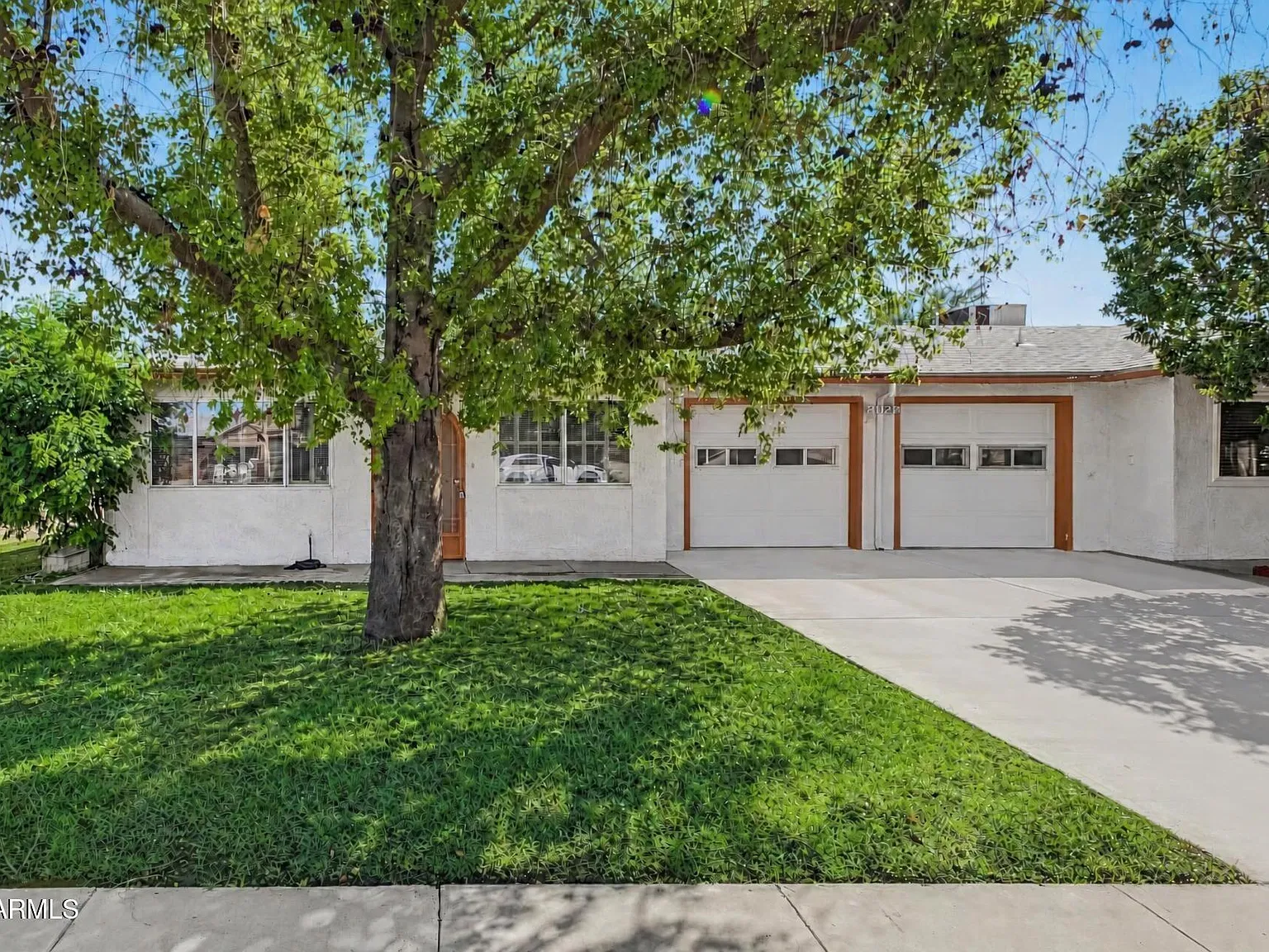 2 bed, 1.5 bath, $1,500 — Photo 1