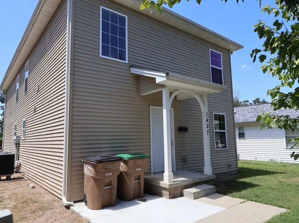 1427 Sycamore St #1, Columbus, IN 47201