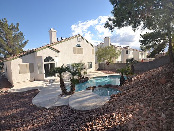 2nd image of 7581 Cougar Creek Cir