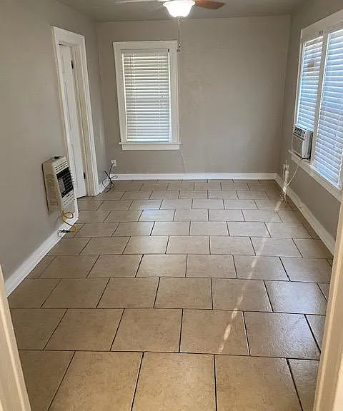 319 Keith St — Photo 2