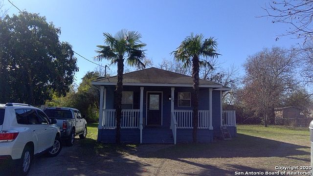 1st image of 134 Wainwright St