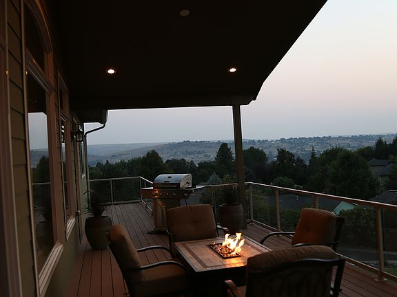 5th image of 350 Reservoir Dr