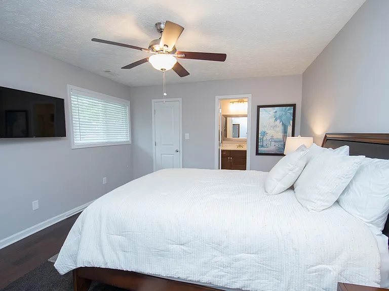 209 Waterwood Bnd — Photo 24