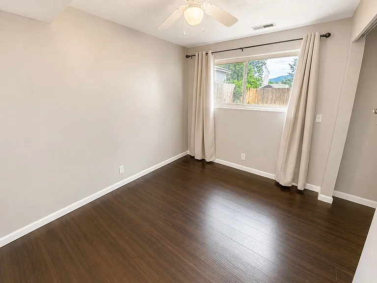 6375 S Fuchsia Dr — Photo 2
