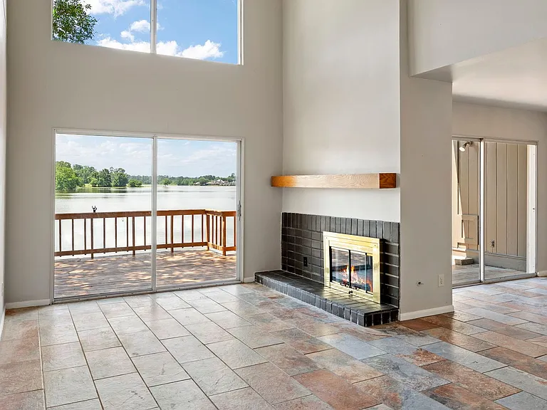 206 Waters Edge — Photo 8