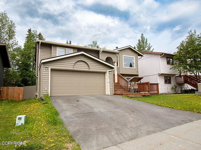 8820 Kak Island St — Photo 2