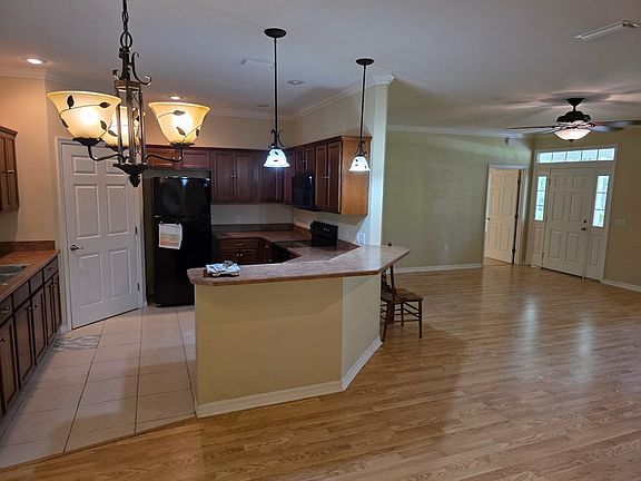 5th image of 15651 NE 64th Pl