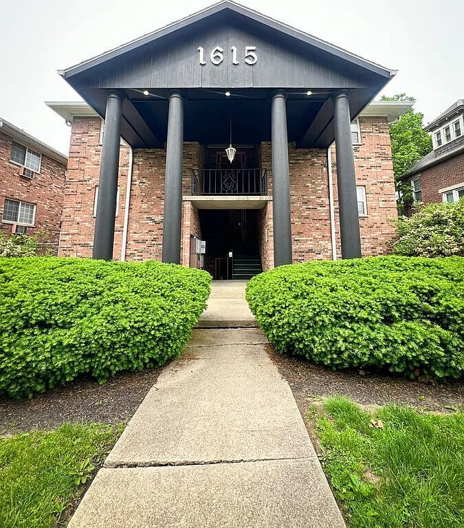 Updated Studios near University District and Short North! — Photo 1