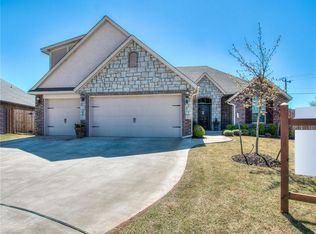 15100 Homecoming Dr, Edmond, OK 73013