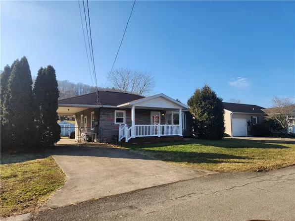 165 Howie St, Waynesburg, PA 15370
