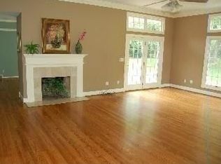 9709 Sagamore Rd, Leawood, KS 66206