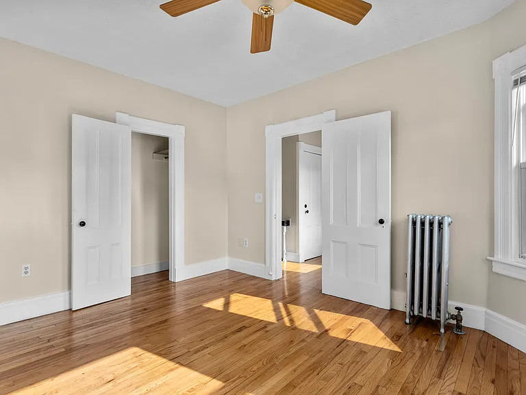 89 Bell St #89 — Photo 14