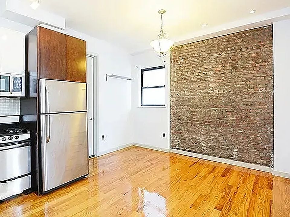 1st image of 179 Putnam Ave #3A