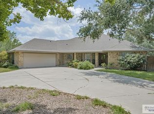 2930 Lazy Lake Dr, Harlingen, TX 78550