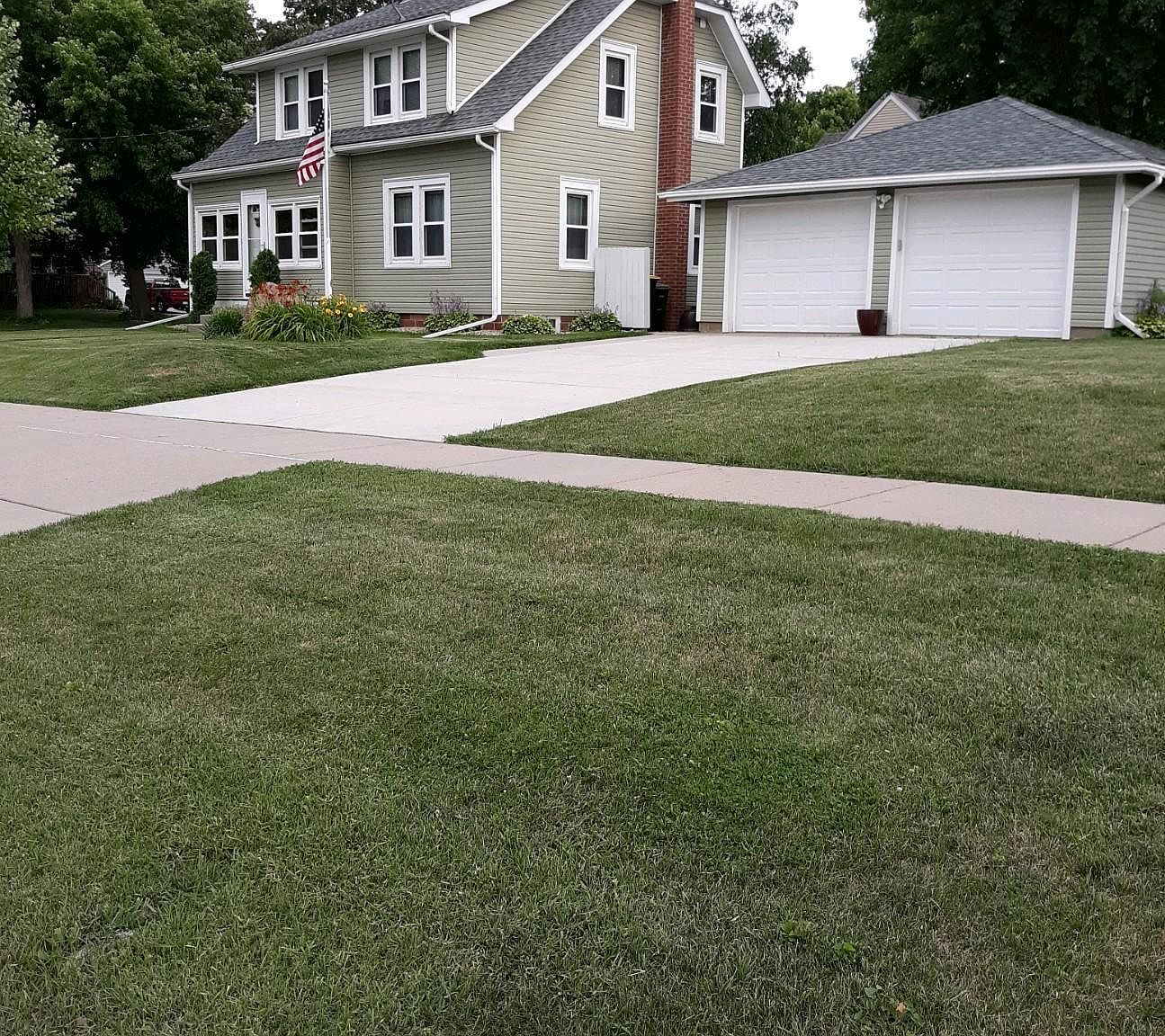 328 E 12th St, Blue Earth, MN 56013 Zillow