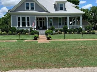 201 E Hayes Ave, Whitney, TX 76692