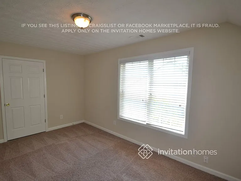 2546 Rainshower Dr — Photo 6