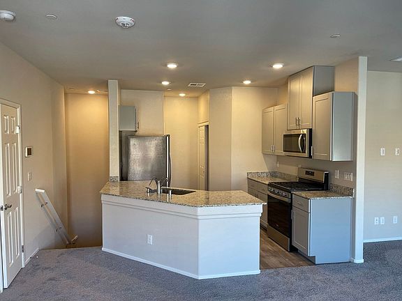5th image of 7565 Emerald Stars Ave #101