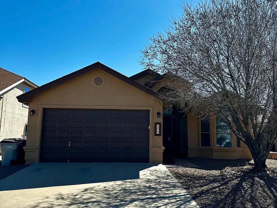 5452 Francisco Roque Dr