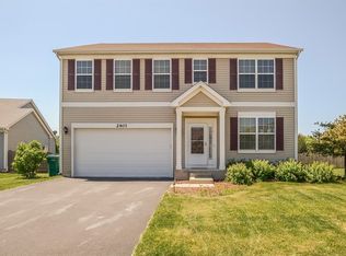 2401 Goldenrod Way, Wauconda, IL 60084