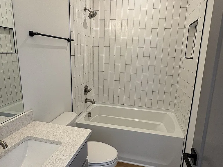 620 Wallace Ct — Photo 6