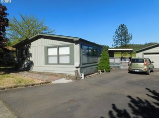 100 NW Cordelia Ct, Roseburg, OR 97471