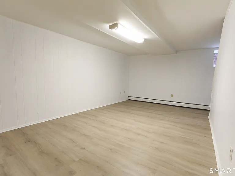 1 Camelot Dr #2 — Photo 20
