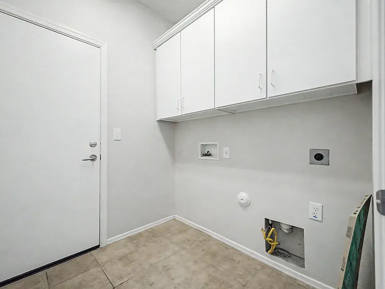 1676 W Morse Dr — Photo 27