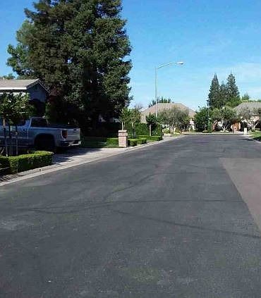 2nd image of 1530 E La Quinta Dr